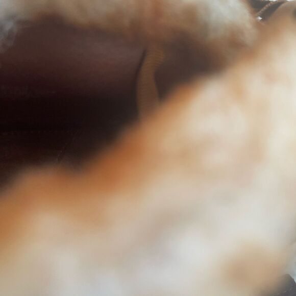 MATISSE BRN SUEDE&LEATHER CAP TOE HEELS SHEEPSKIN TRIM SHOES Rubber soles SZ8.5M - Picture 10 of 10